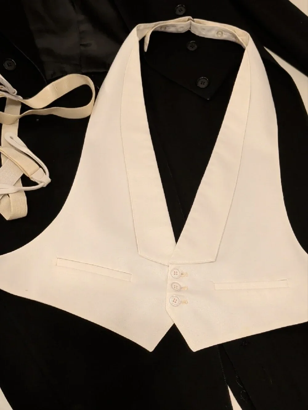 Black Tailcoat Tuxedo Jacket w White Waistcoat &Blk Trousers Formal Evening Wear